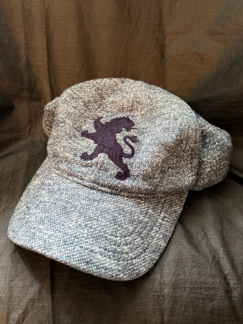 Express Heather Gray Baseball Cap with Embroidered Lion